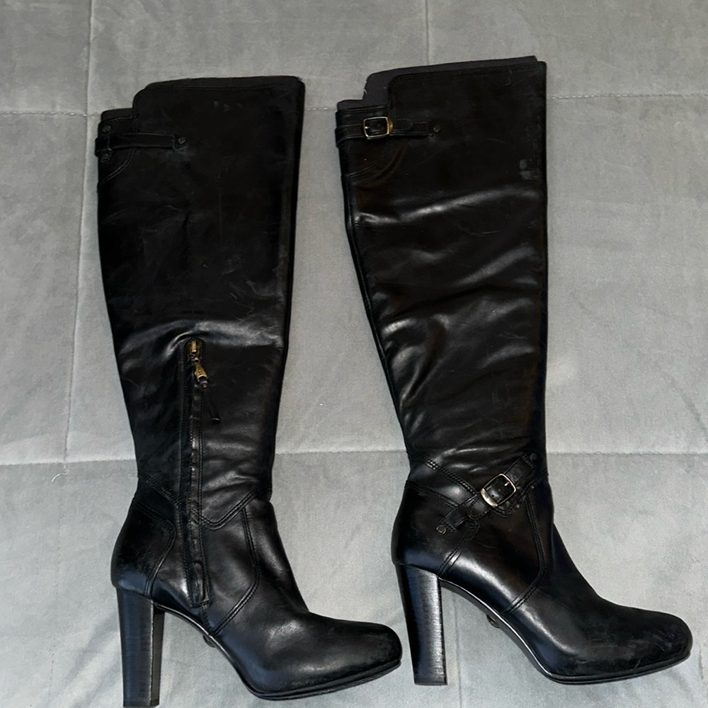 Boots good condition
